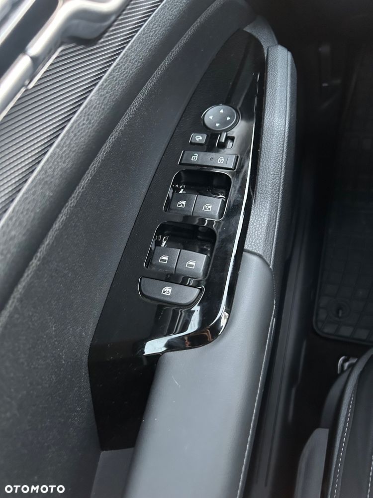 Kia Sportage 1.6 T-GDI HEV L 2WD - 15