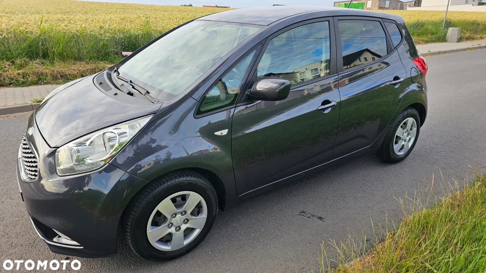 Kia Venga - 5