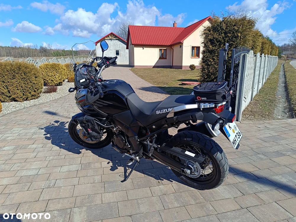 Suzuki V-STROM - 36