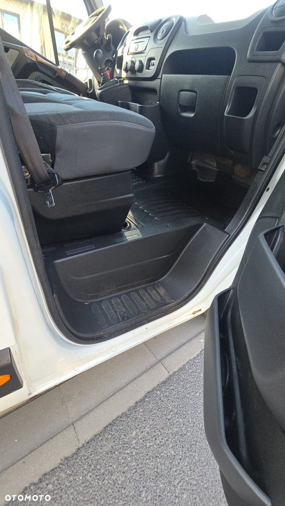 Renault Master - 33