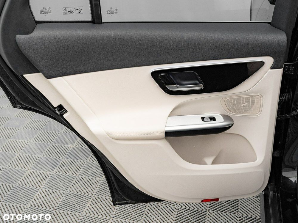 Mercedes-Benz GLC - 20