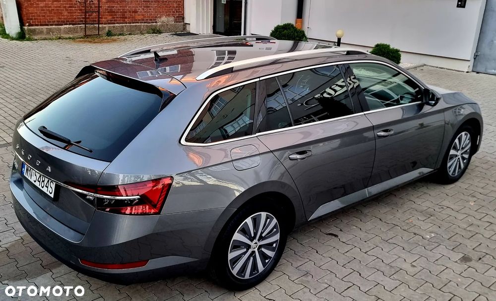 Skoda Superb 2.0 TDI SCR Style DSG - 33