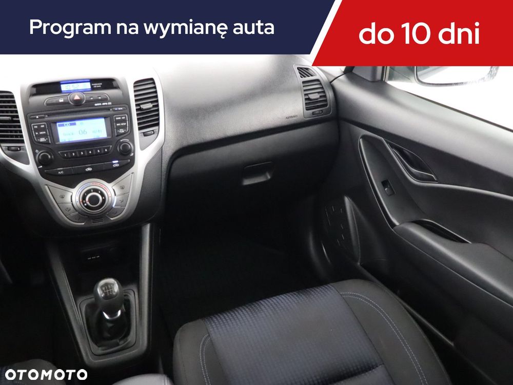Hyundai ix20 - 10