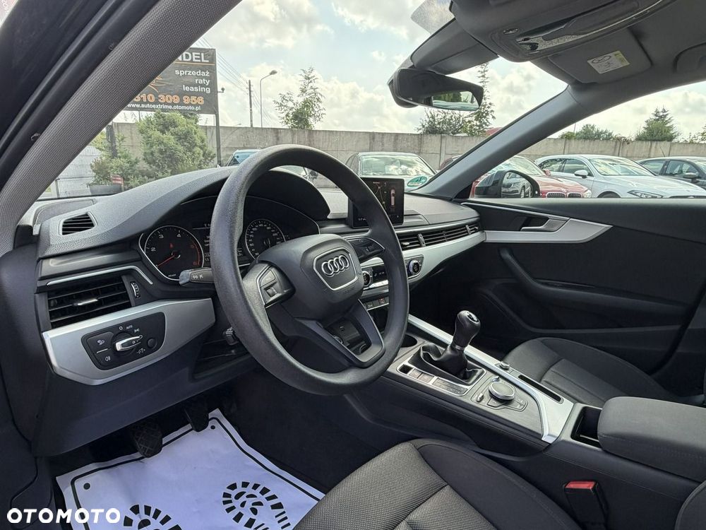 Audi A4 Avant 2.0 TDI ultra design - 18