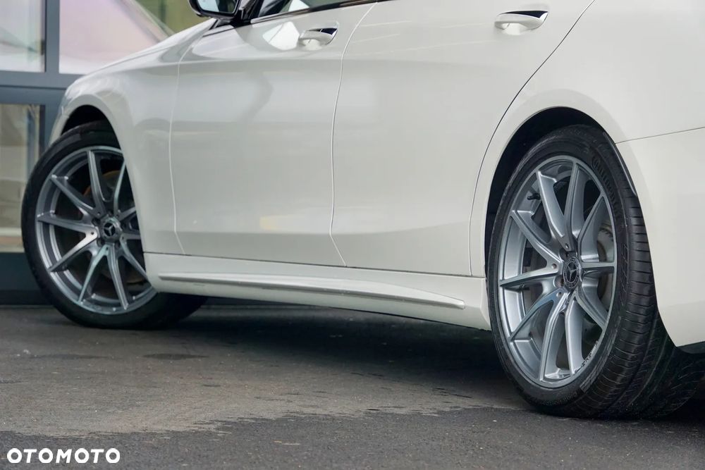 Mercedes-Benz Klasa S 400 d 4-Matic 9G-TRONIC - 15