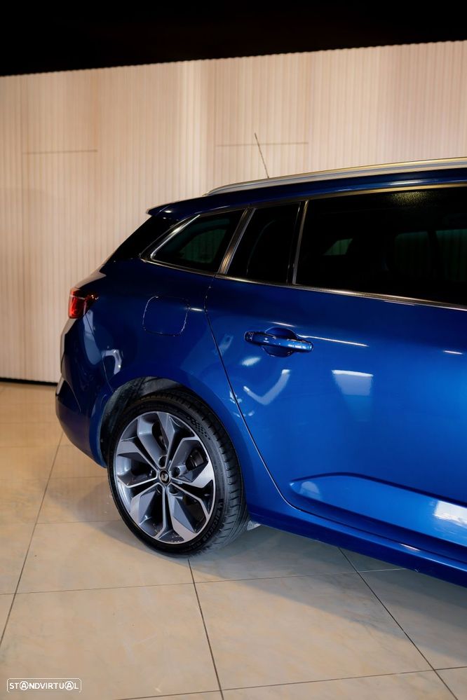 Renault Mégane Sport Tourer - 9