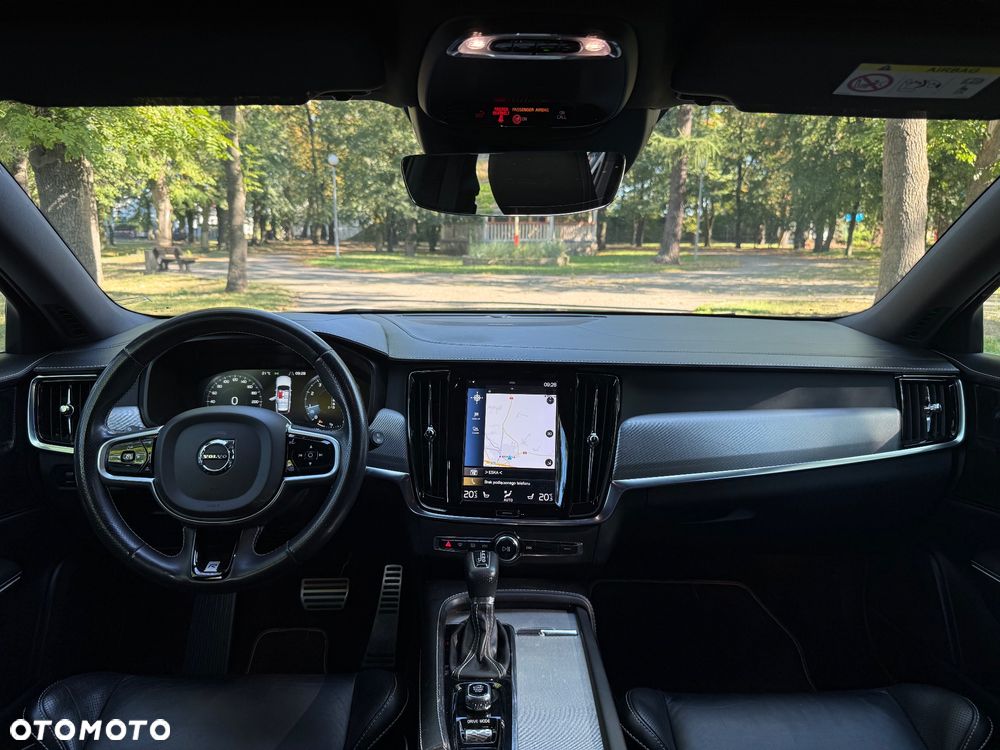 Volvo V90 T4 R-Design - 28
