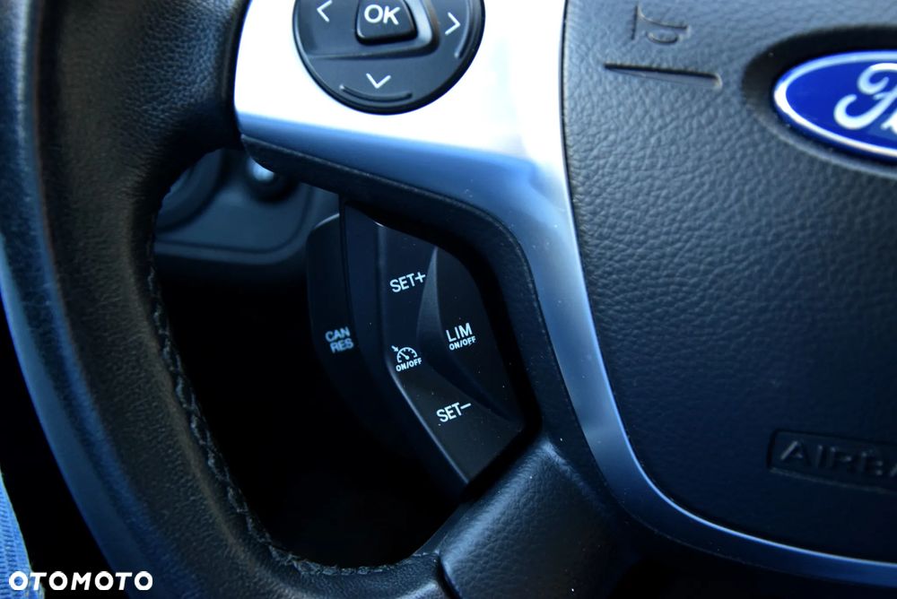 Ford Kuga 2.0 TDCi AWD Titanium - 26