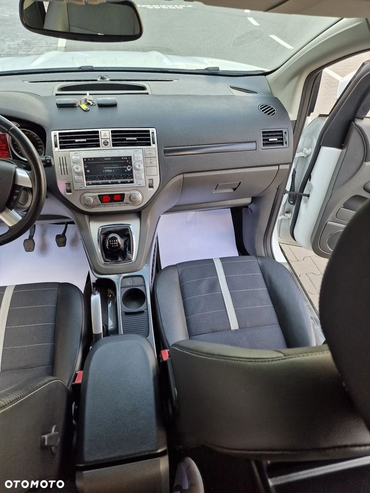 Ford Kuga 2.0 TDCi 4x4 Trend - 19