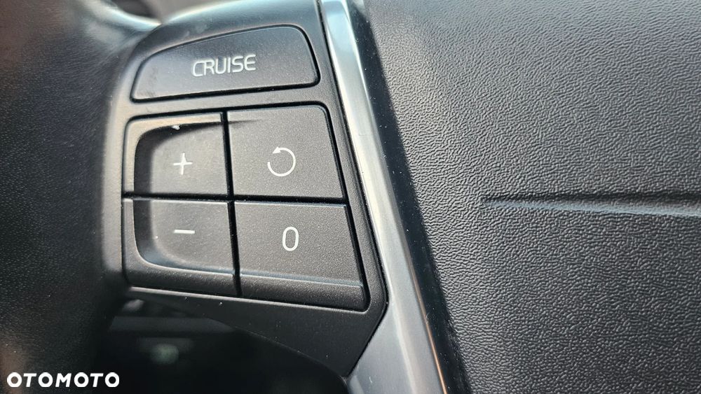 Volvo XC 60 D3 Momentum - 12