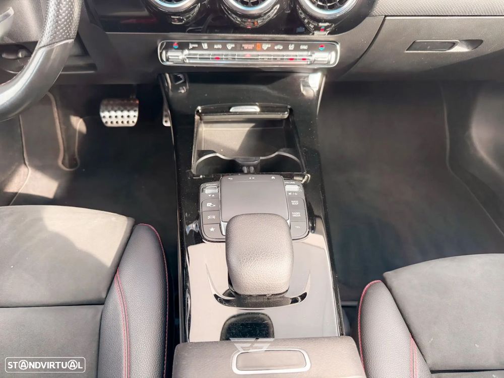 Mercedes-Benz A 180 Limousine d 7G-DCT AMG Line - 19