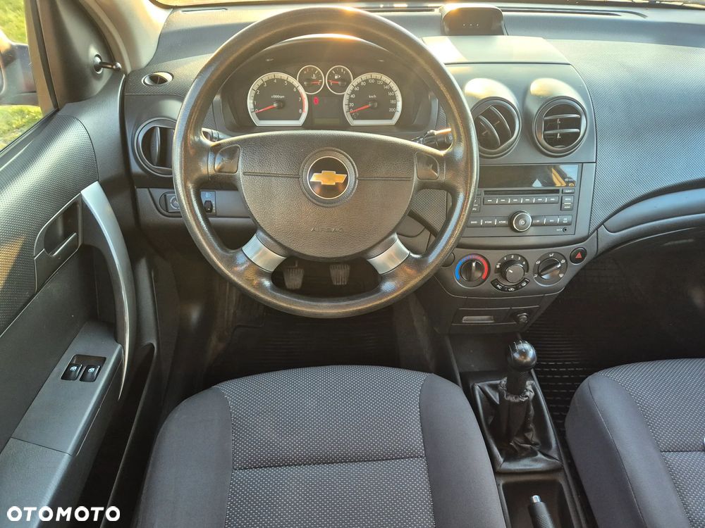 Chevrolet Aveo 1.2 16V Base - 7