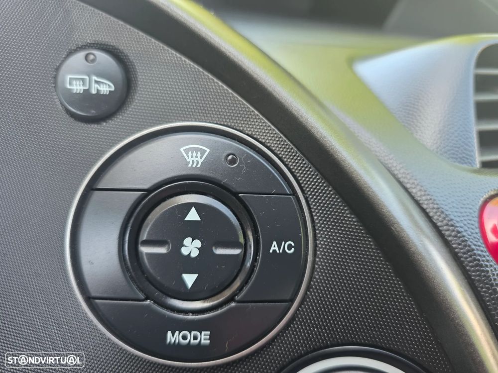 Honda Civic 1.4 i-VTEC Sport Edition - 21