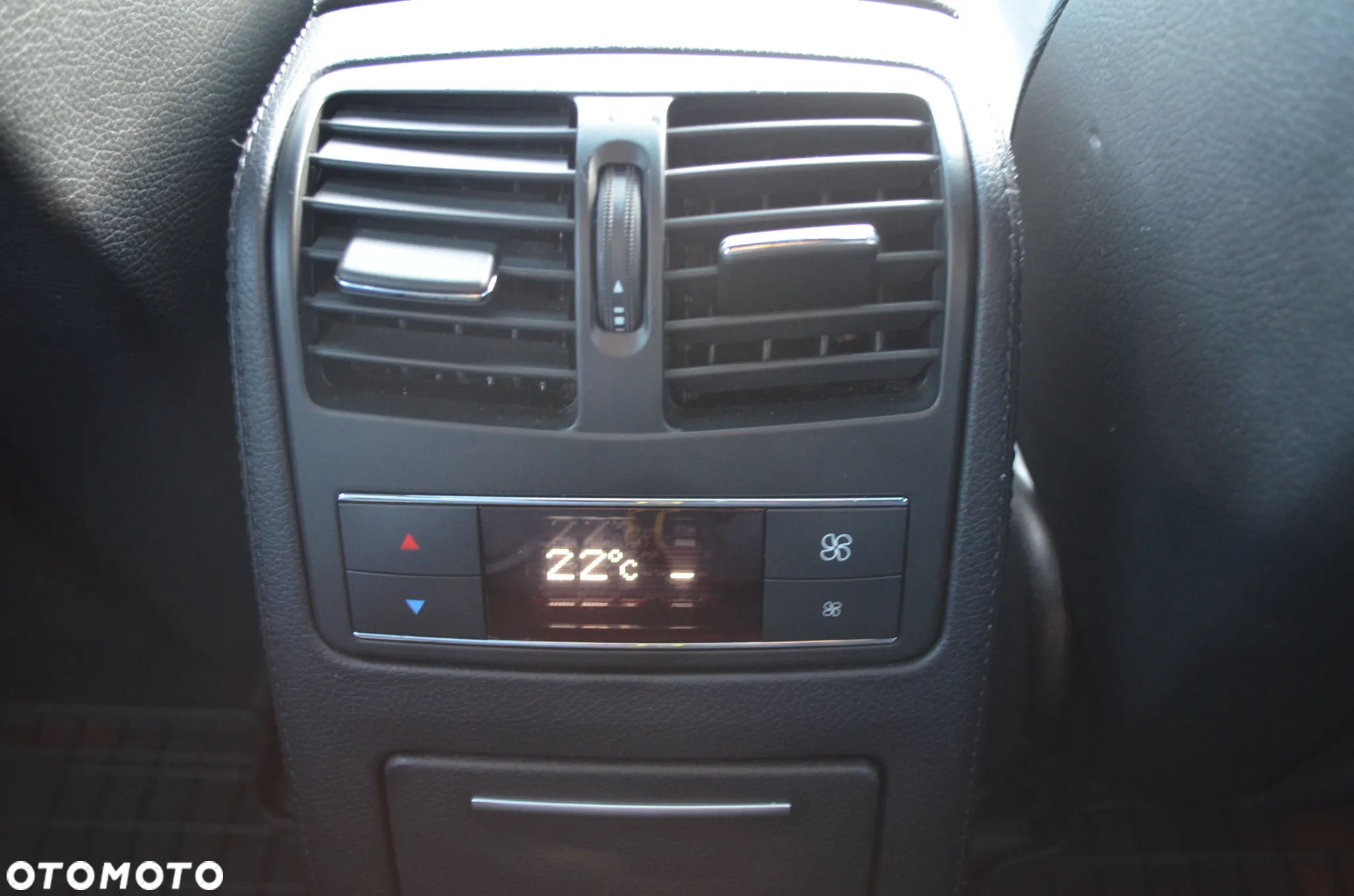 Mercedes-Benz CLS 350 d 4-Matic - 19