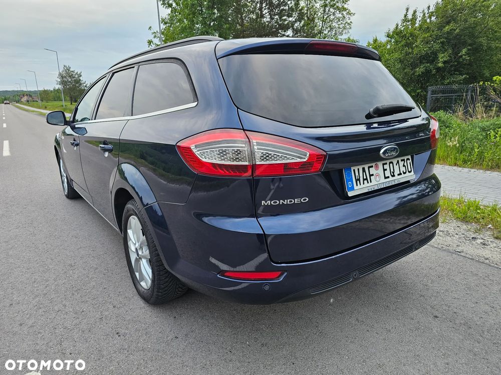 Ford Mondeo - 34