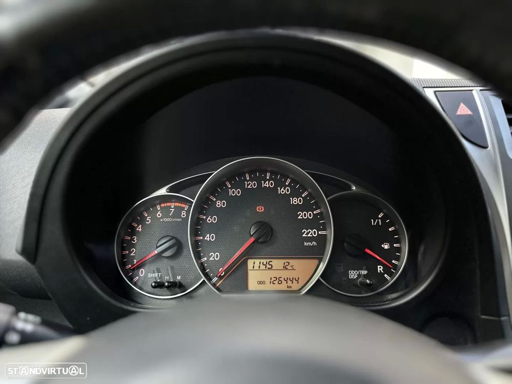 Toyota Verso-S 1.33 VVT-i Exclusive+Navi - 26