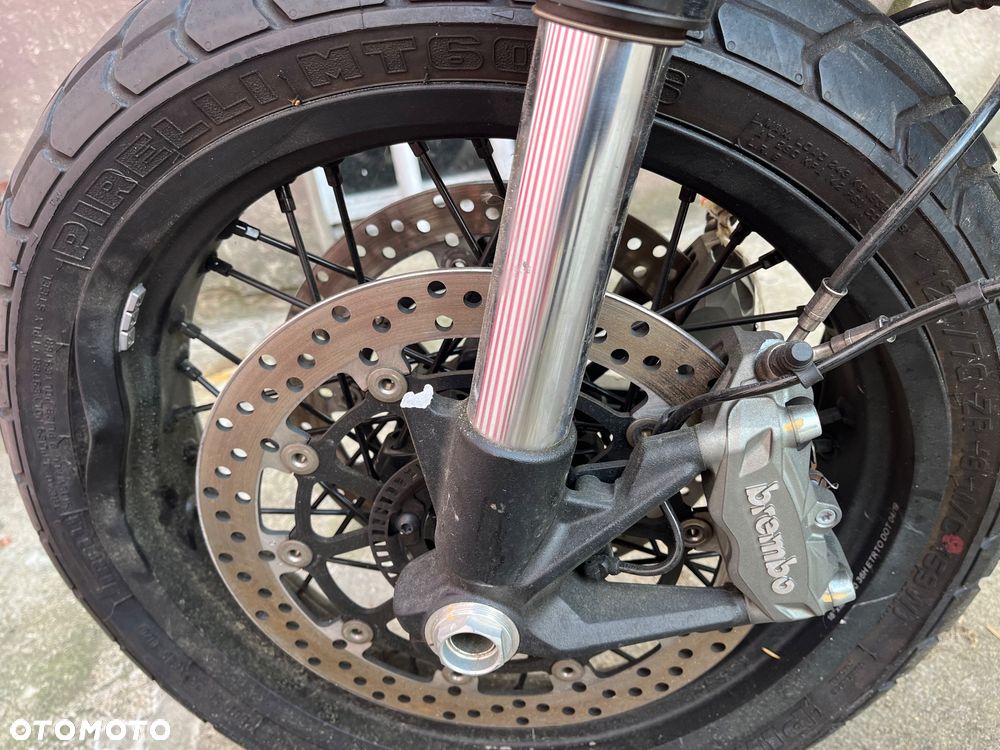 Ducati Scrambler - 14