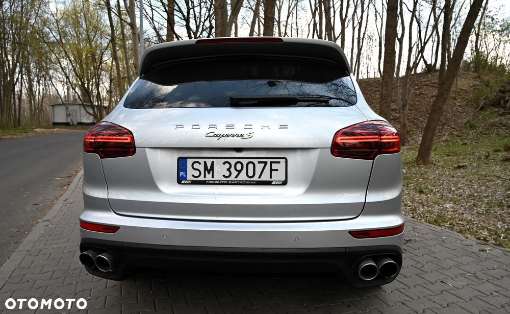 Porsche Cayenne - 14
