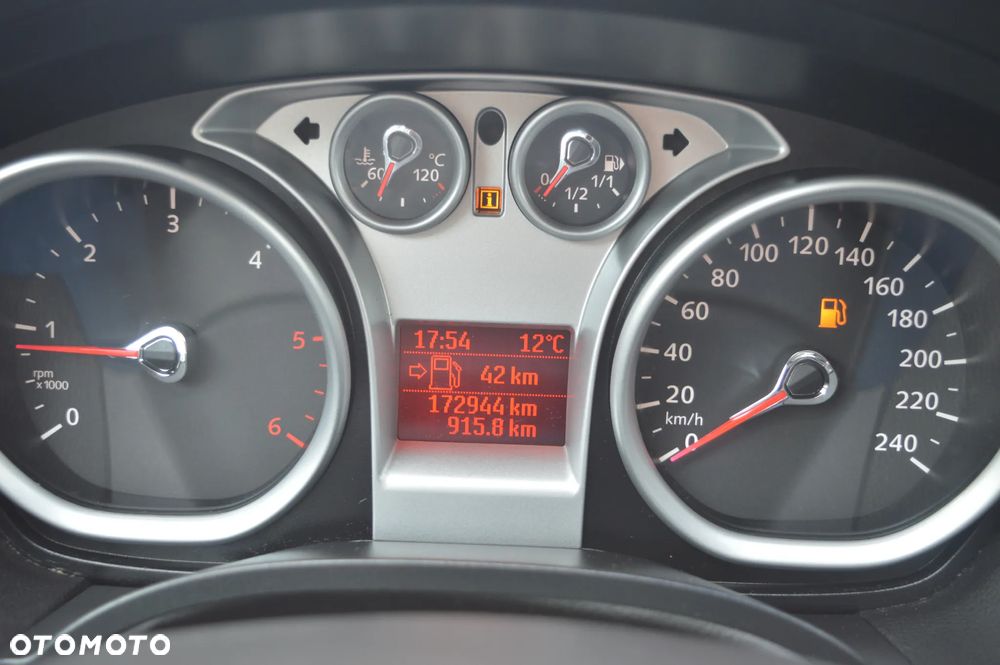 Ford Kuga 2.0 TDCi 4x4 Titanium - 22