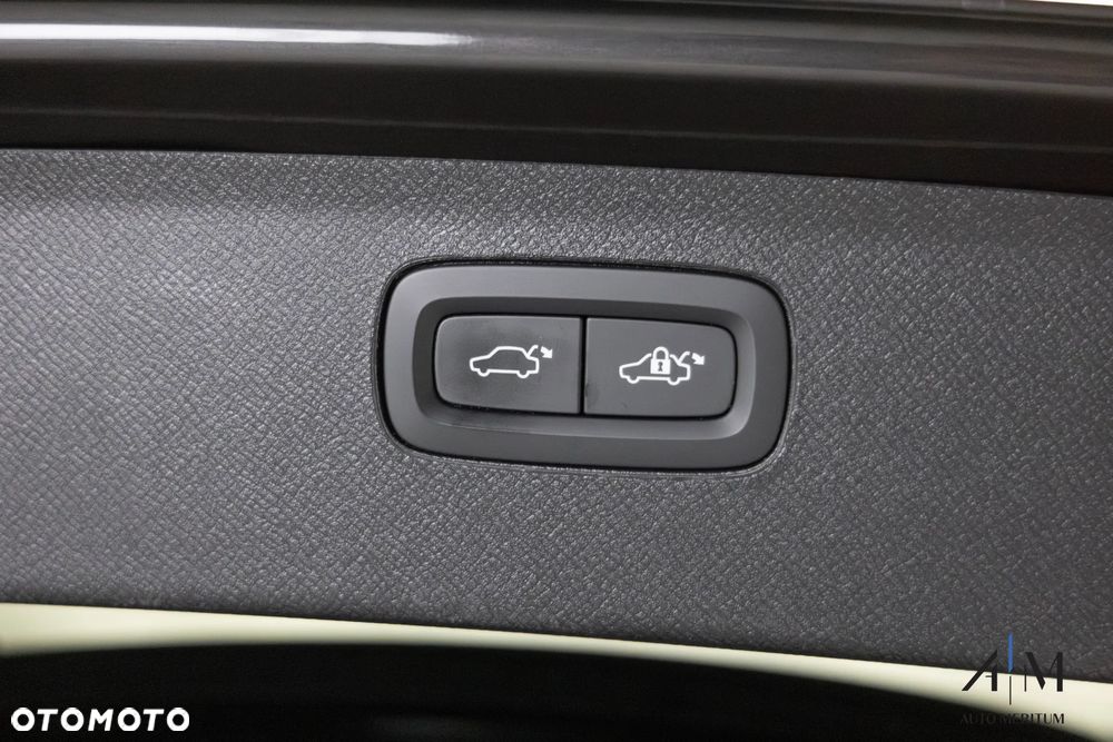 Volvo XC 90 T8 AWD Recharge Ultimate Dark - 38
