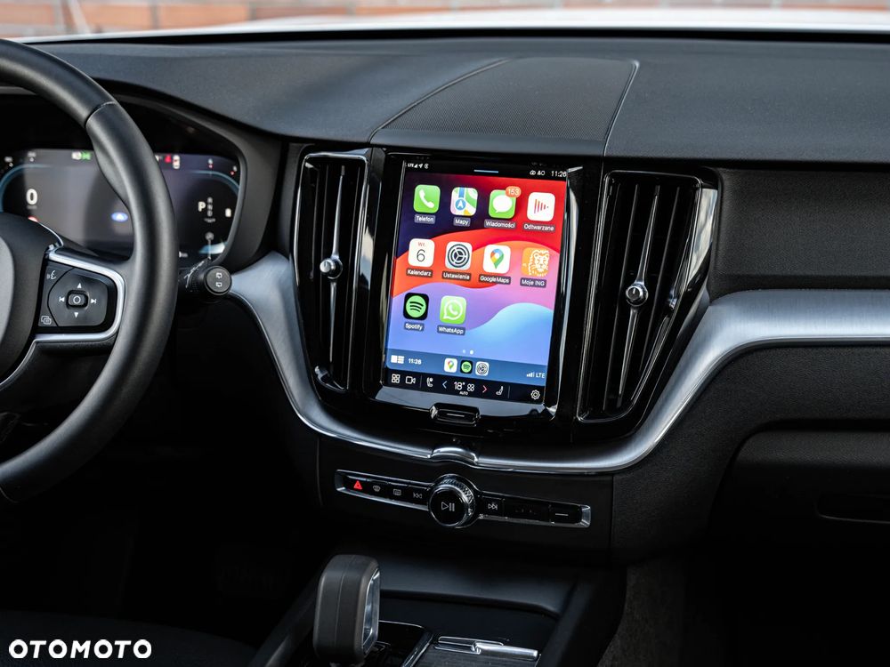 Volvo XC 60 B4 D Geartronic Momentum Pro - 33