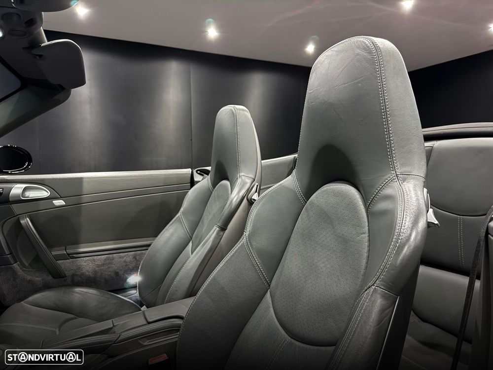 Porsche 911 (997) Carrera 4 S Cabriolet Tiptronic - 19