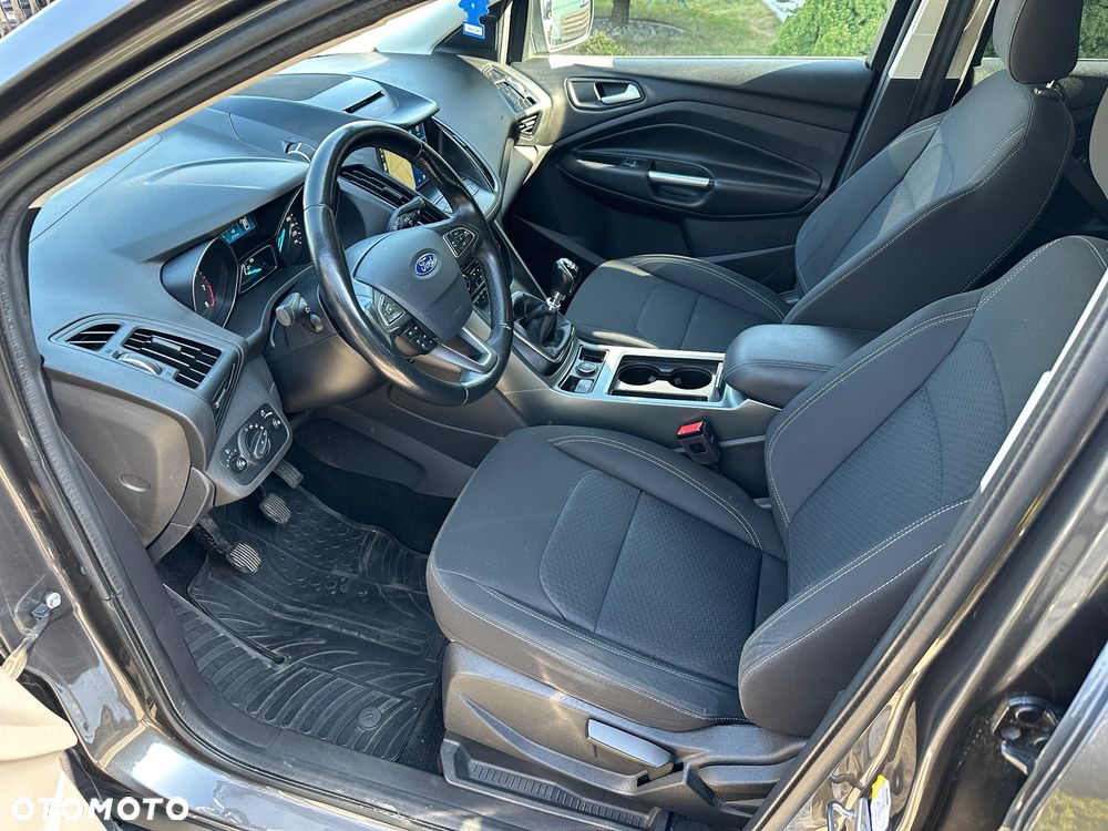 Ford Kuga 1.5 EcoBoost 2x4 Individual - 18