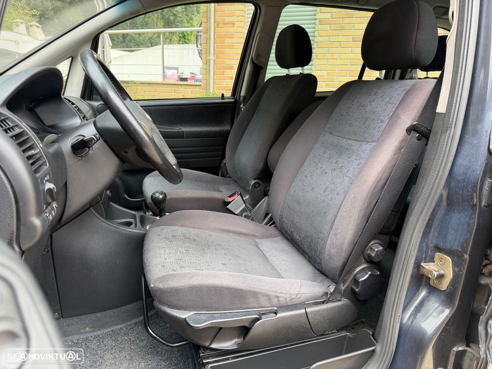 Opel Zafira 2.0 DTi Elegance - 23