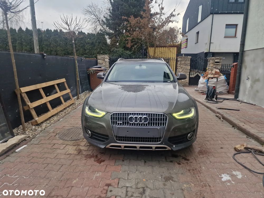 Audi A4 Allroad - 2