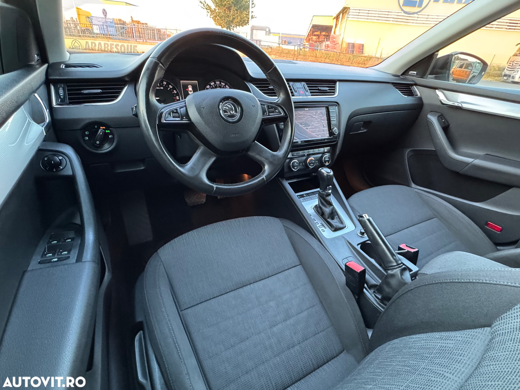 Skoda Octavia 1.6 TDI DPF DSG Elegance - 14