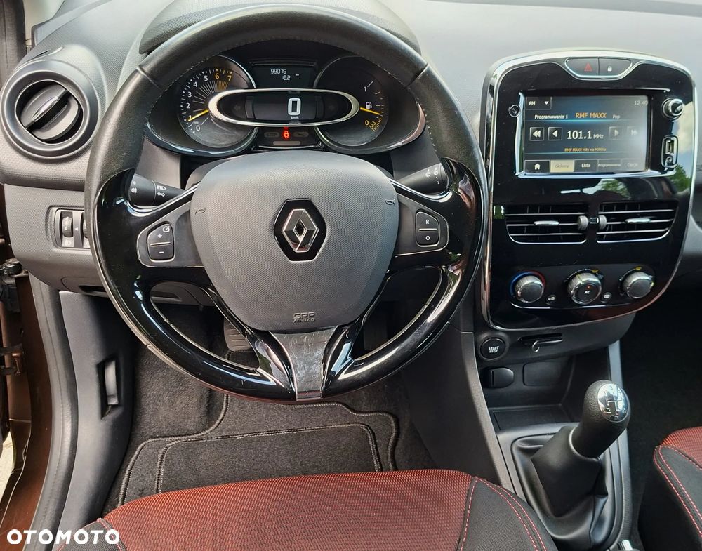 Renault Clio 1.2 16V 75 Experience - 6