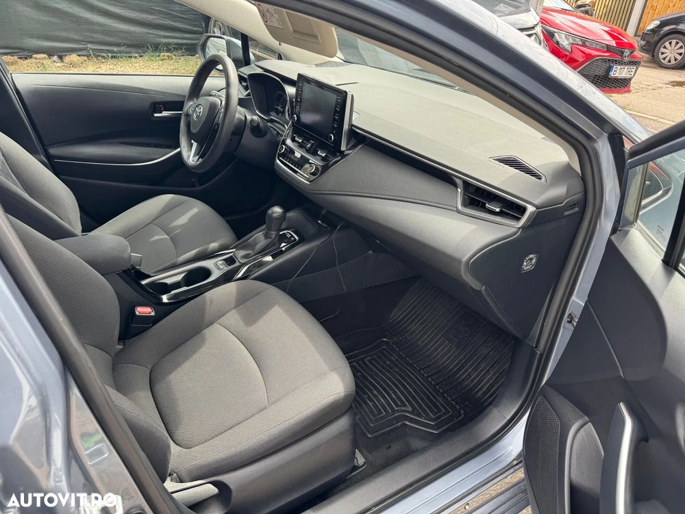 Toyota Corolla Sedan 1.8 HSD Business Plus - 7