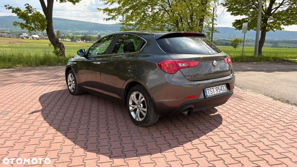 Alfa Romeo Giulietta - 5