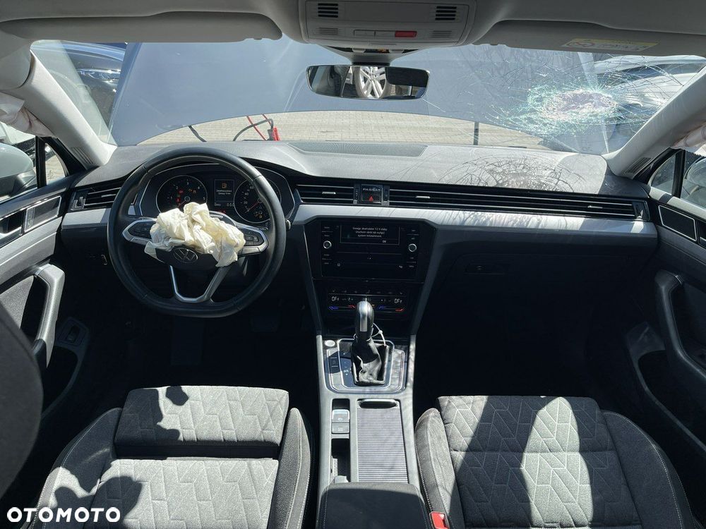 Volkswagen Passat Variant 2.0 TDI SCR DSG Conceptline - 7