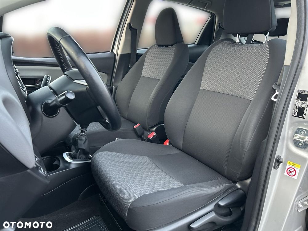 Toyota Yaris 1.33 Premium - 10