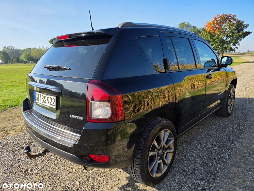 Jeep Compass - 33