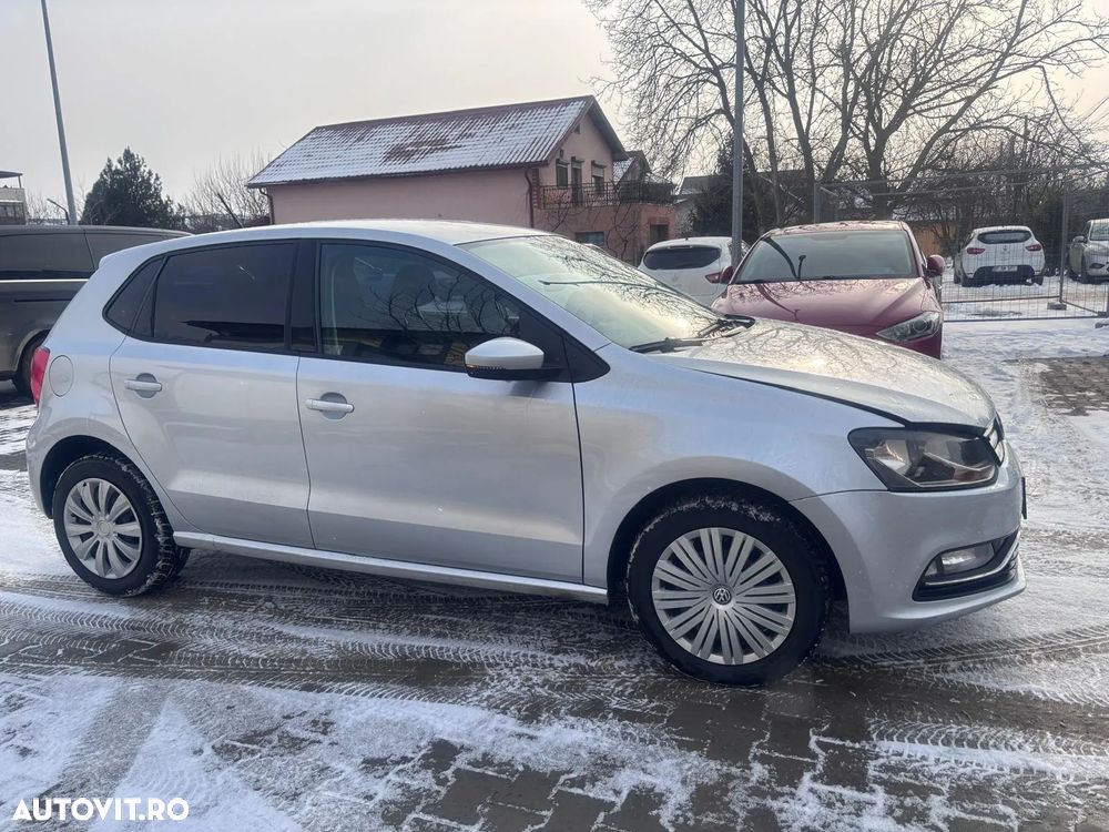 Volkswagen Polo 1.4 TDI Comfortline - 2