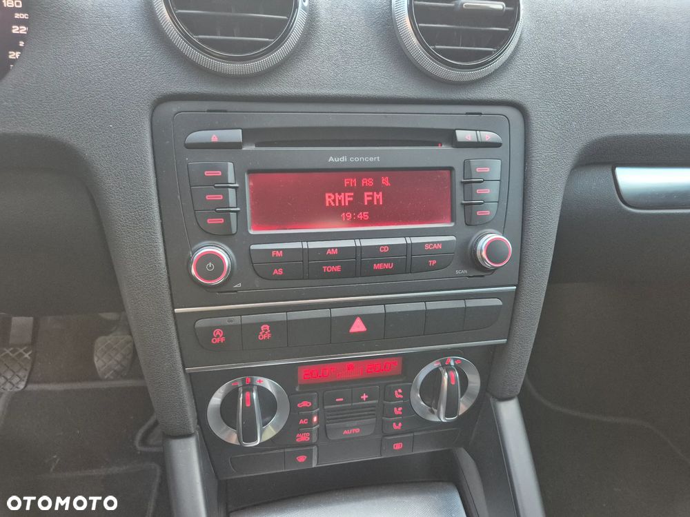 Audi A3 Sportback 2.0 TDI DPF Attraction - 15