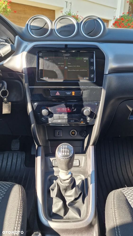 Suzuki Vitara 1.4 Boosterjet Premium 2WD - 15