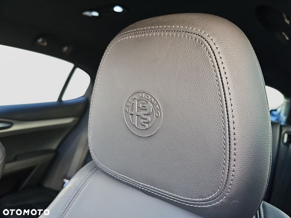 Alfa Romeo Stelvio 2.0 Turbo Veloce TI Q4 - 26