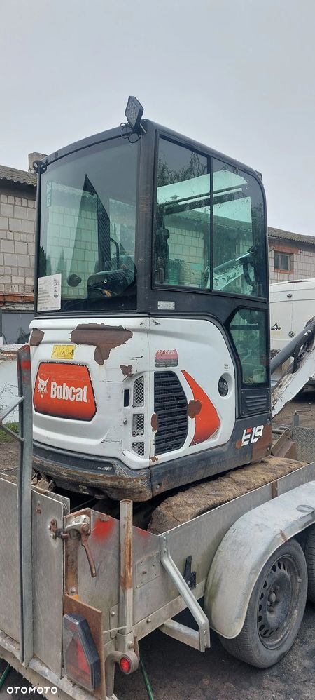 Bobcat E16 - 3