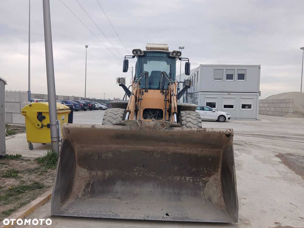 Liebherr - 5