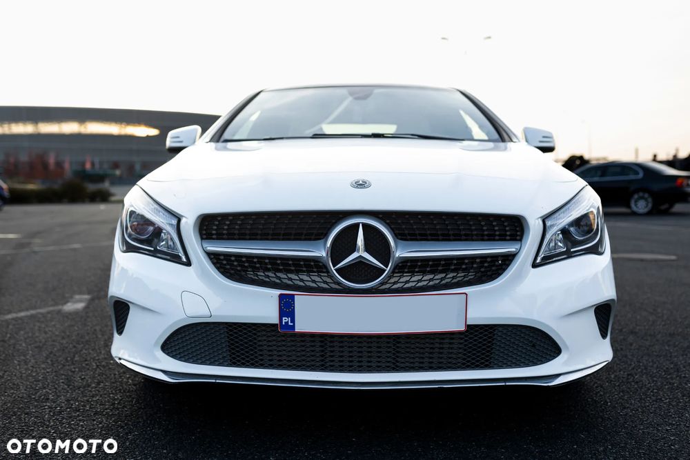 Mercedes-Benz CLA 250 7G-DCT - 3