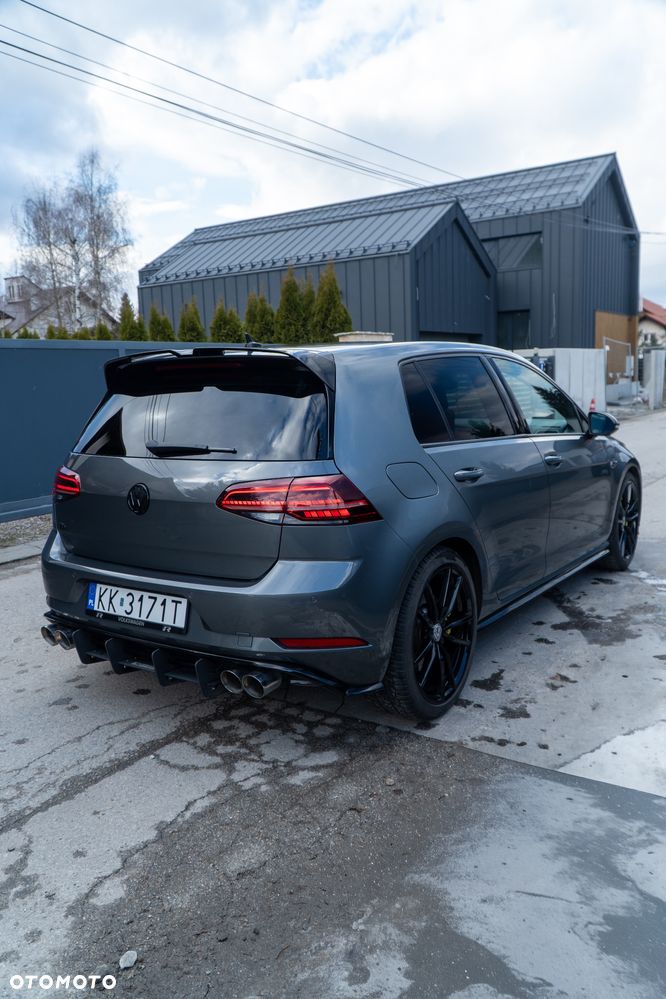 Volkswagen Golf - 5