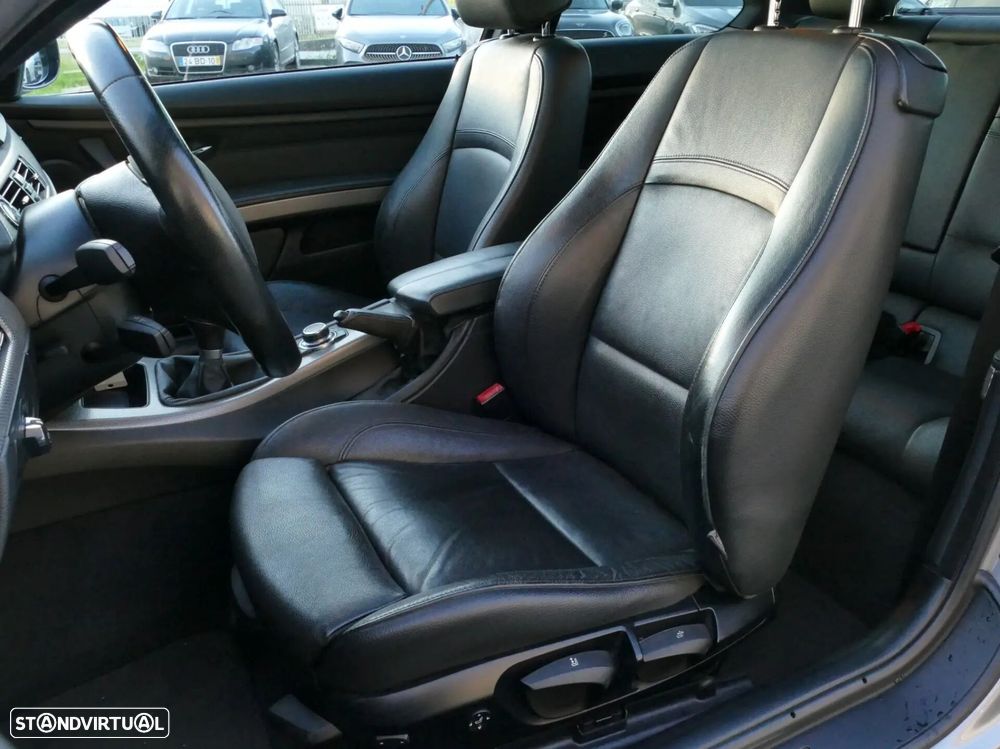 BMW 320 d Coupe - 23