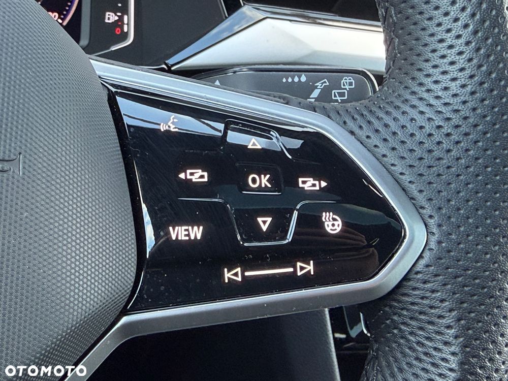 Volkswagen Arteon 2.0 TDI SCR 4Motion DSG R-Line - 24