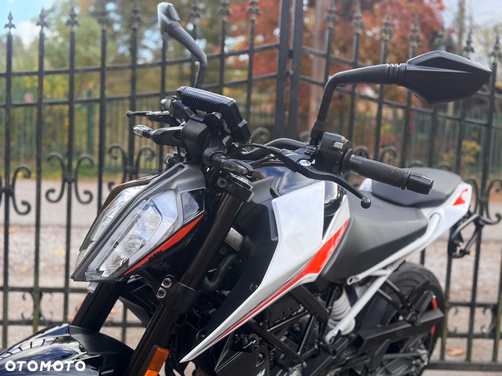 KTM Duke - 18