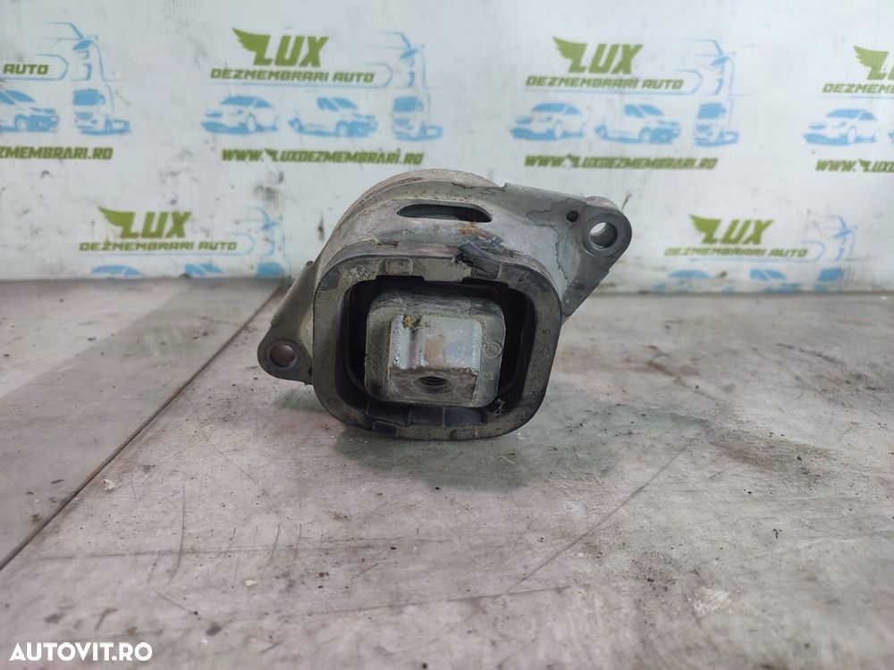 Suport tampon motor stanga fata 3.6 tdv8 Land Rover Range Rover Vogue - 1