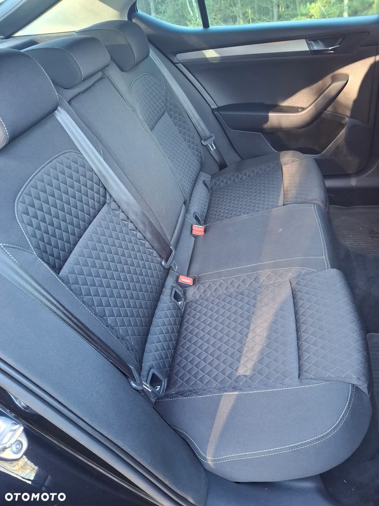 Skoda Superb 2.0 TDI 4x4 Style DSG - 10