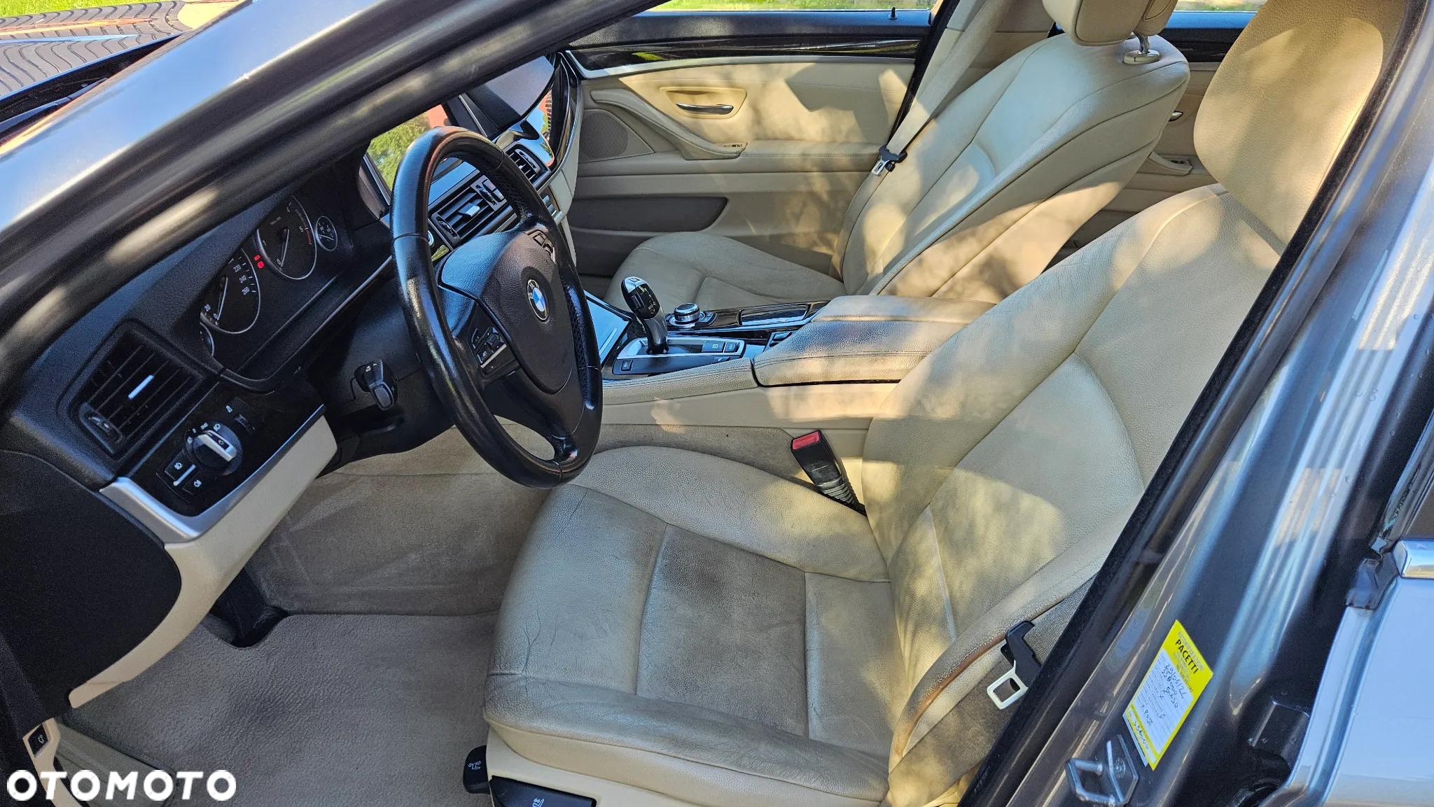 BMW Seria 5 520d Touring Luxury Line - 22